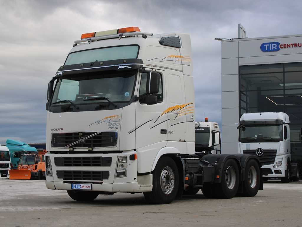 Volvo FH 550, EURO 3, RETARDER, ZVEDACÍ NÁPRAVA, 64, MAJÁKY