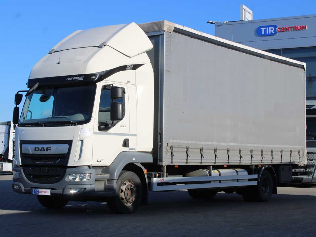 DAF LF 290 FA, EURO 6, SPACÍ NÁSTAVBA, MULTILOCK, PŘIZVEDÁVACÍ STŘECHA